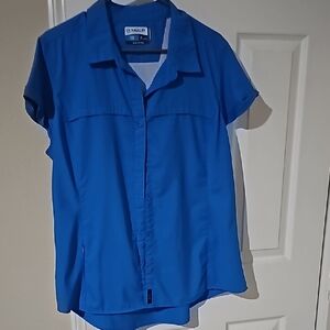 Magellan Outdoors Blue Short Sleeve Collar Button Down Shirt